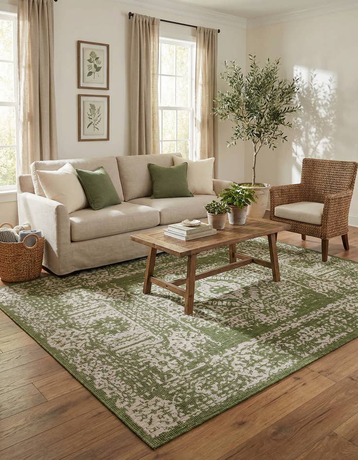 Detail image of 7' 10 x 11'  Washable Traditional Indoor / Outdoor Rug