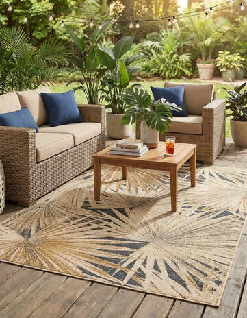 5' x 8' Easy-Clean Botanical Indoor / Outdoor Rug