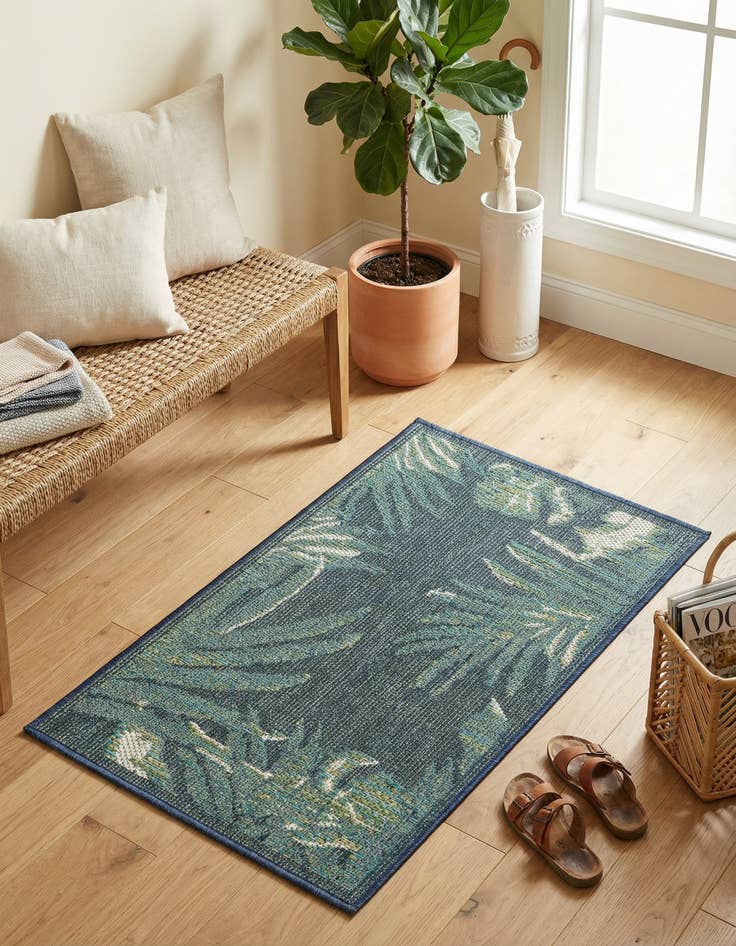 Detail image of 2' x 3' Easy-Clean Baja Indoor / Outdoor Rug
