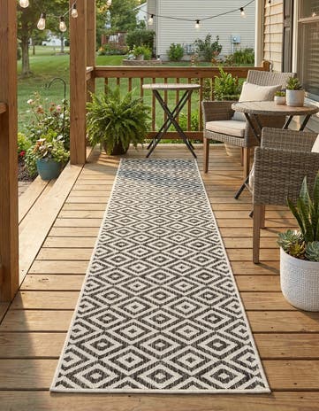 2' x 8' Easy-Clean Jill Zarin Costa Rica Indoor / Outdoor Runner Rug