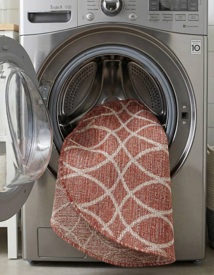 Detail image of 3' x 3'  Washable Trellis Indoor / Outdoor Round Rug