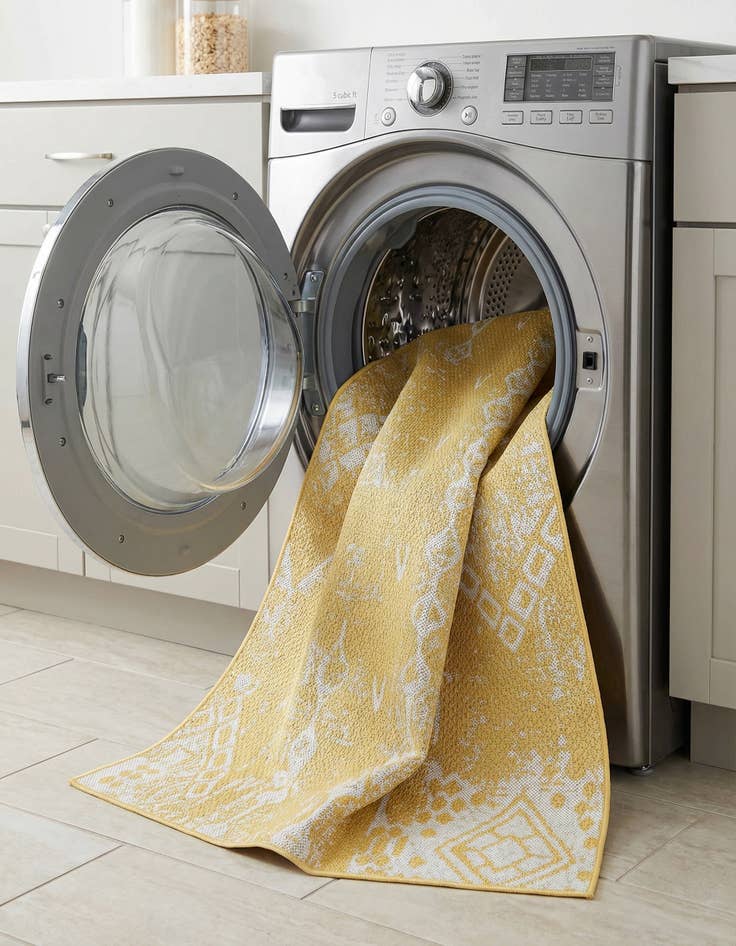 Detail image of  4' x 6'  Washable Bohemian Indoor / Outdoor Rug