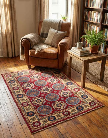 2' 10 x 4' Hand Knotted Kazak Rug