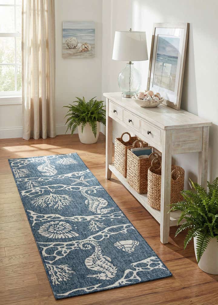 2' x 8' Easy-Clean Coastal Indoor / Outdoor Runner Rug