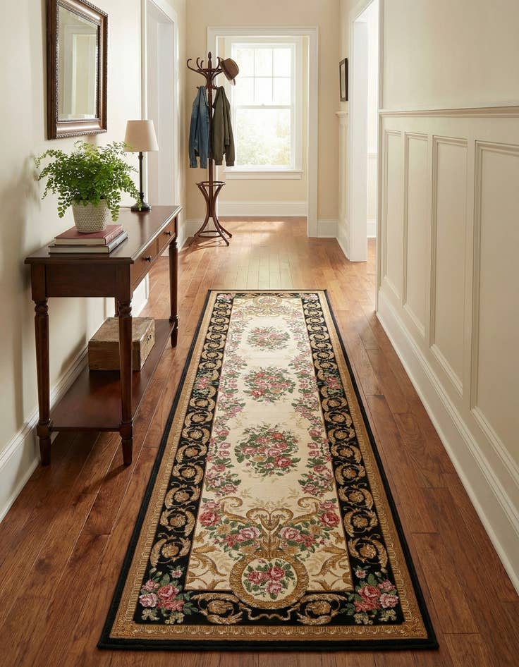 Detail image of 2' 7 x 10'  Washable Traditional Indoor / Outdoor Runner Rug