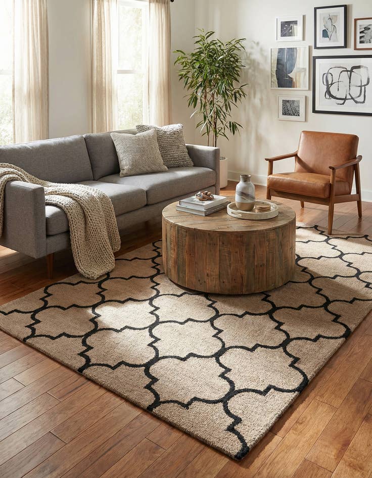 Detail image of 5' 1 x 8' Luna Wool Rug