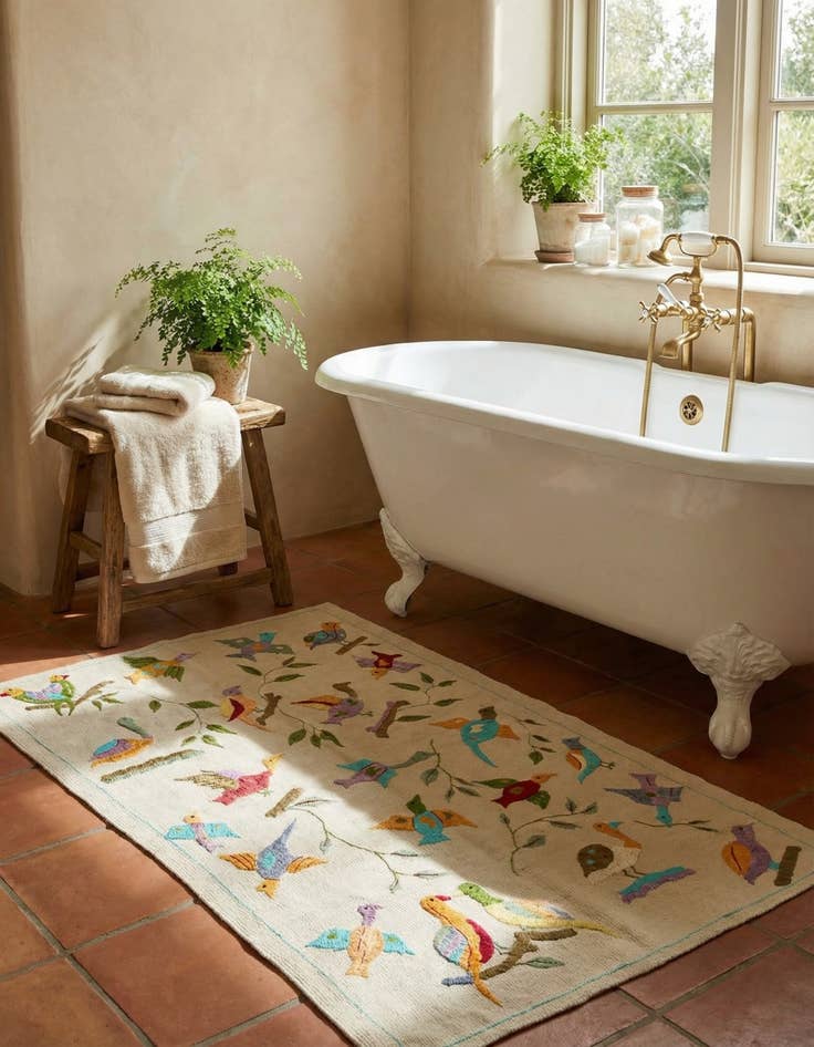 Detail image of 3' 2 x 4' 9  Hand Woven Kilim Suzani Wool Rug