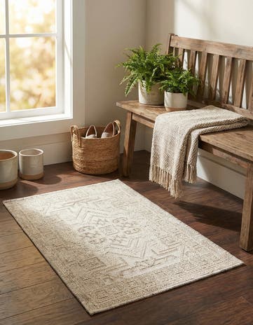 2' x 3' Easy-Clean Aztec Indoor / Outdoor Rug