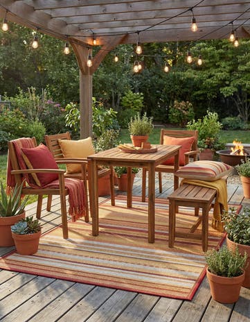 4' x 6' Easy-Clean Baja Indoor / Outdoor Rug