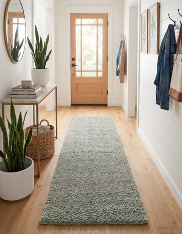2' 7 x 10' Solid Shag Runner Rug