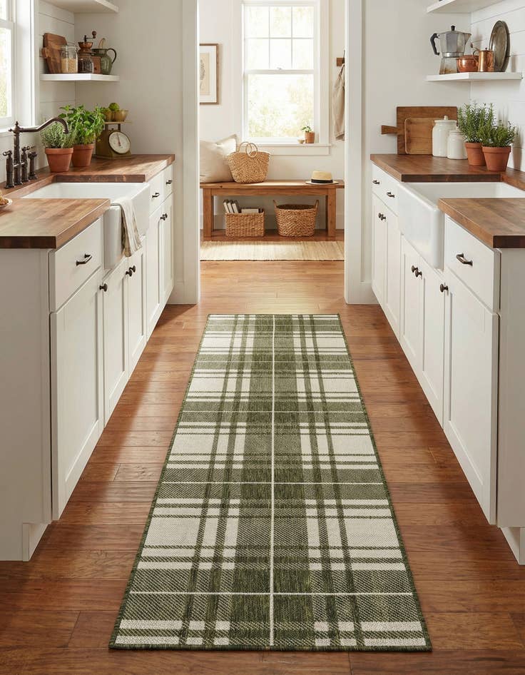 Detail image of  2' x 8'  Washable Checkered Indoor / Outdoor Runner Rug