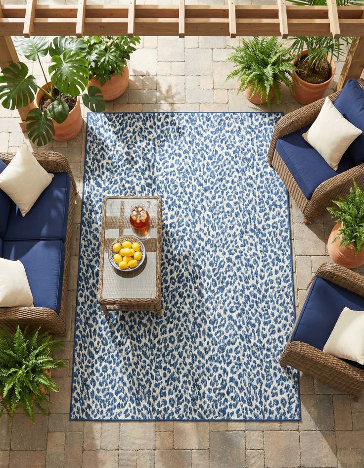 Detail image of  9' x 12'  Washable Jill Zarin Cape Town Indoor / Outdoor Rug