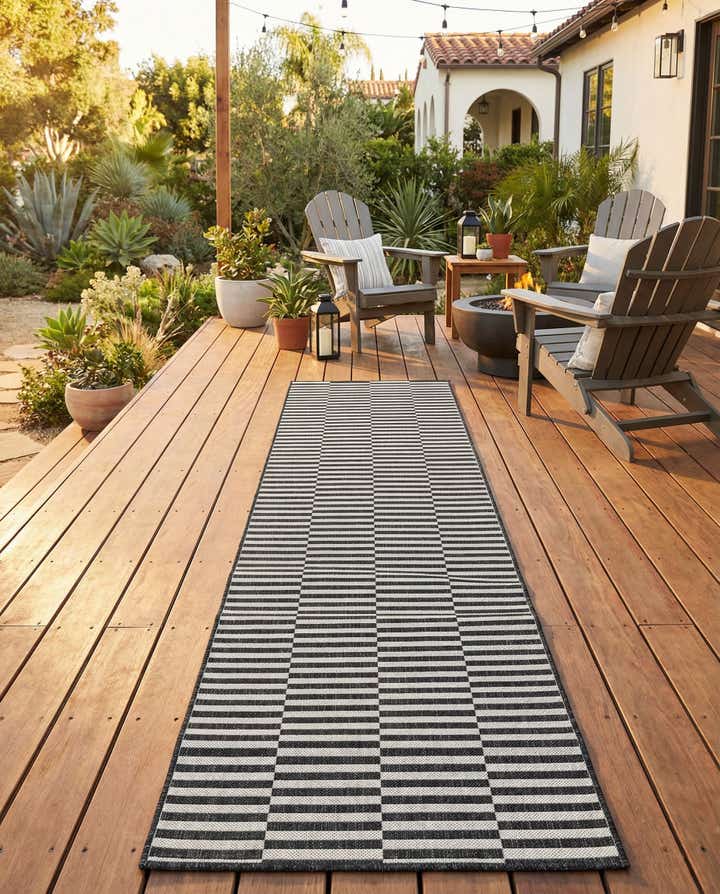 2' x 8' Easy-Clean Ribbon Indoor / Outdoor Runner Rug
