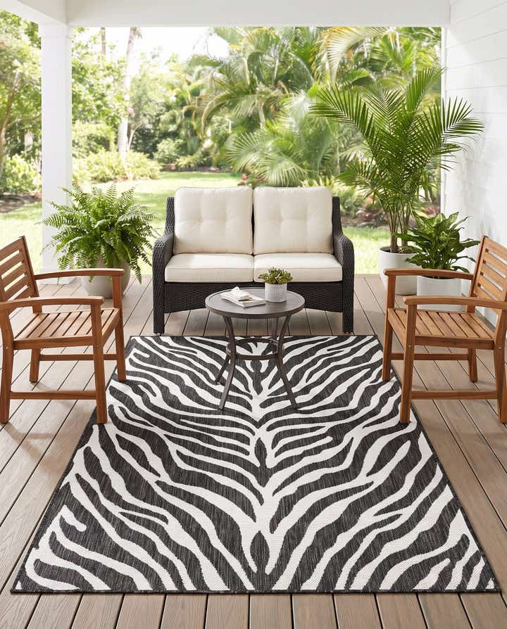 4' x 6' Easy-Clean Safari Indoor / Outdoor Rug