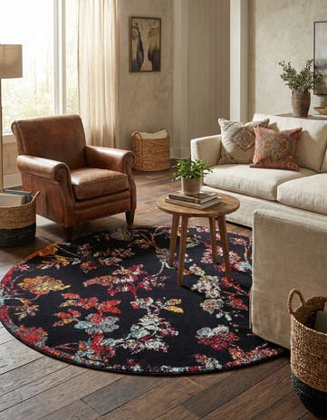 7' 10 x 7' 10 Madeline Round Rug