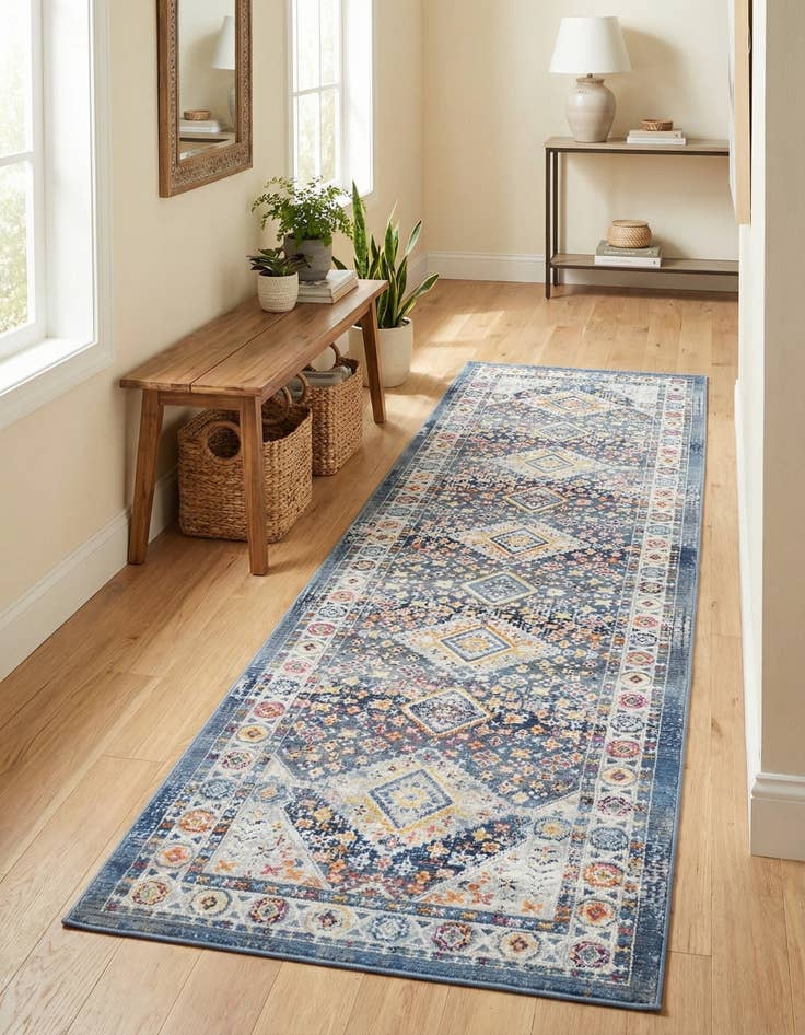 Detail image of 2' 7 x 9' 10 Budapest Runner Rug