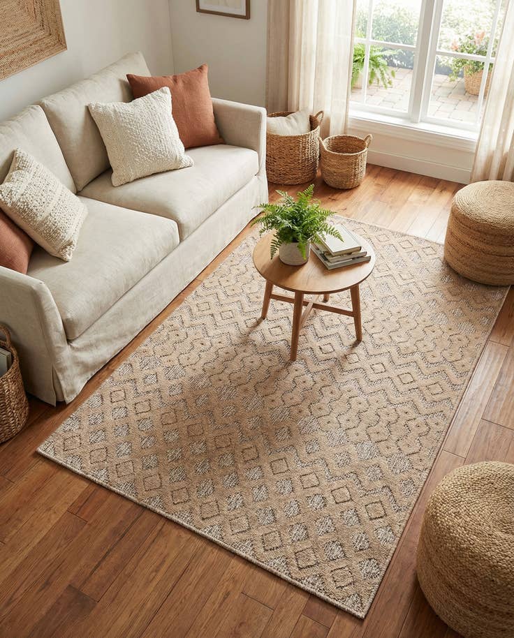 Detail image of 4' x 6' Easy-Clean Trellis Textured Indoor / Outdoor Rug