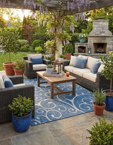 9' x 12' Easy-Clean Botanical Indoor / Outdoor Rug