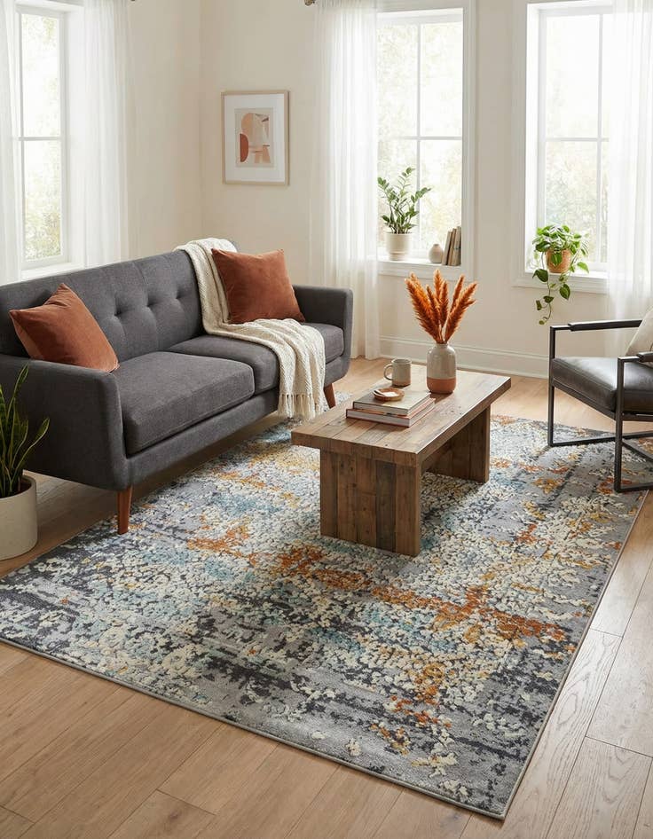 Detail image of 4' x 6' Budapest Rug