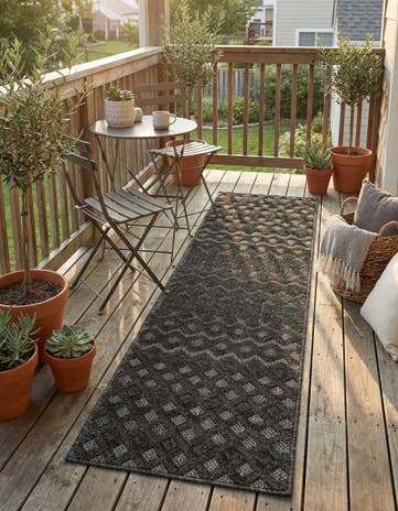 2' x 8' Easy-Clean Trellis Textured Indoor / Outdoor Runner Rug