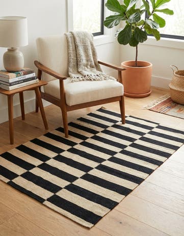 2' 8 x 3' 9 Hand Woven Kilim Modern Wool Rug
