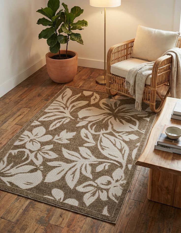 Detail image of 4' x 6'  Washable Botanical Indoor / Outdoor Rug
