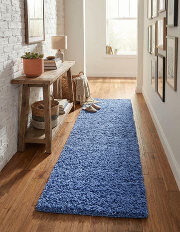 2' 7 x 13' Solid Shag Runner Rug