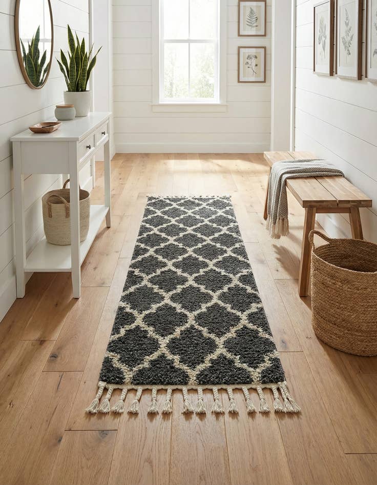 Detail image of  2' 2 x 6' Athena Shag Runner Rug