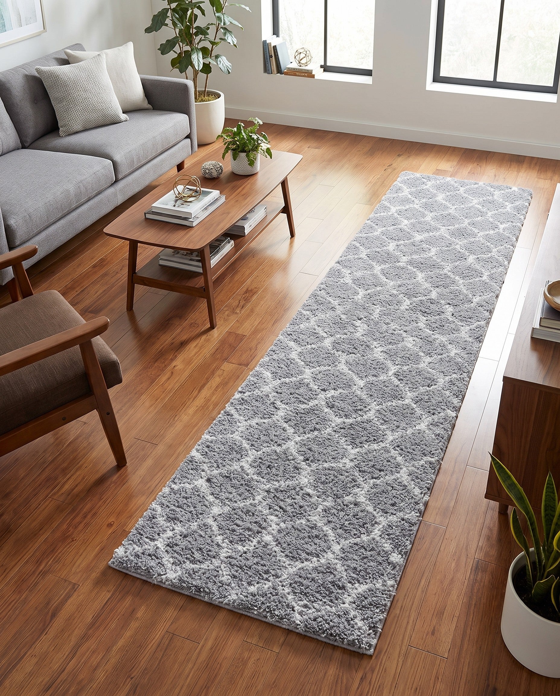 2' 7 x 12' Lattice Shag Runner Rug
