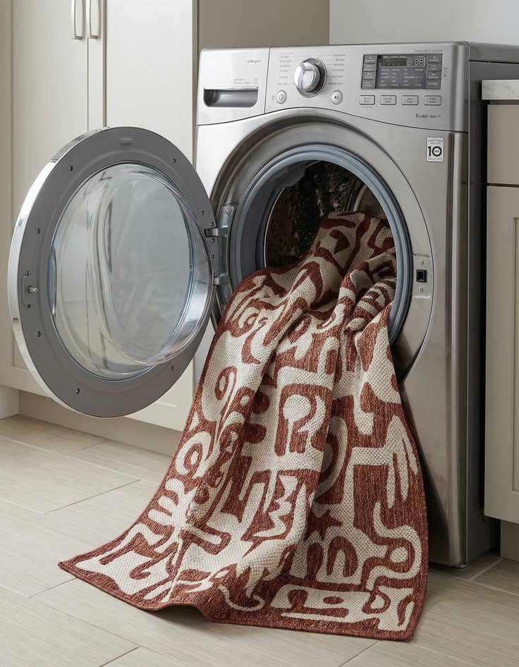 Detail image of 5' 3 x 8'  Washable Modern Indoor / Outdoor Rug