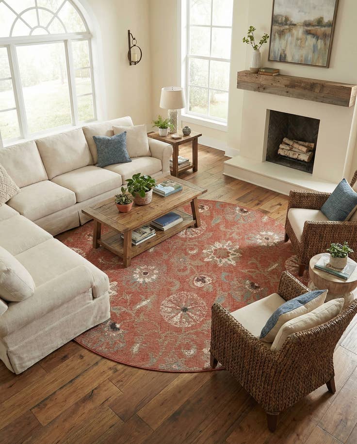 Detail image of 7' 10 x 7' 10 Easy-Clean Botanical Indoor / Outdoor Round Rug