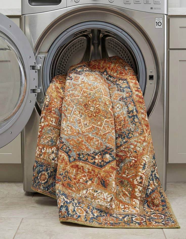 Detail image of 6' x 6'  Washable Traditional Indoor / Outdoor Square Rug