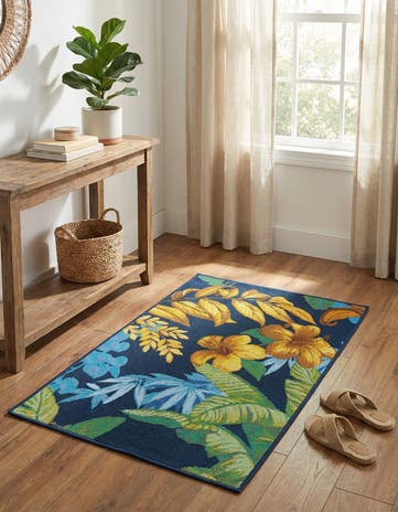 2' x 3' Easy-Clean Botanical Indoor / Outdoor Rug