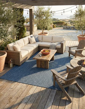 10' x 14' Easy-Clean Solid Indoor / Outdoor Rug