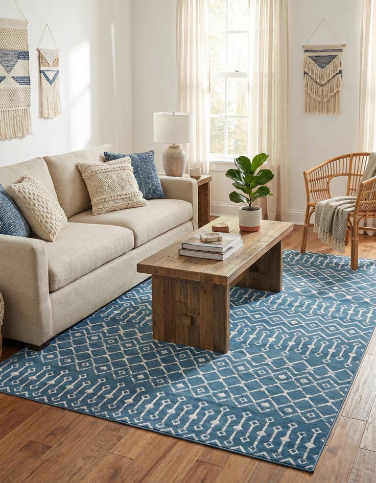 Detail image of 7' x 10' Kasbah Trellis Rug