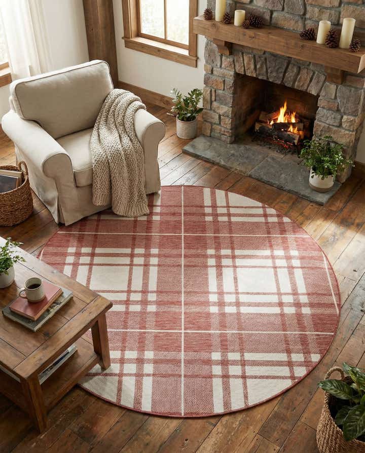 6' x 6' Easy-Clean Checkered Indoor / Outdoor Round Rug