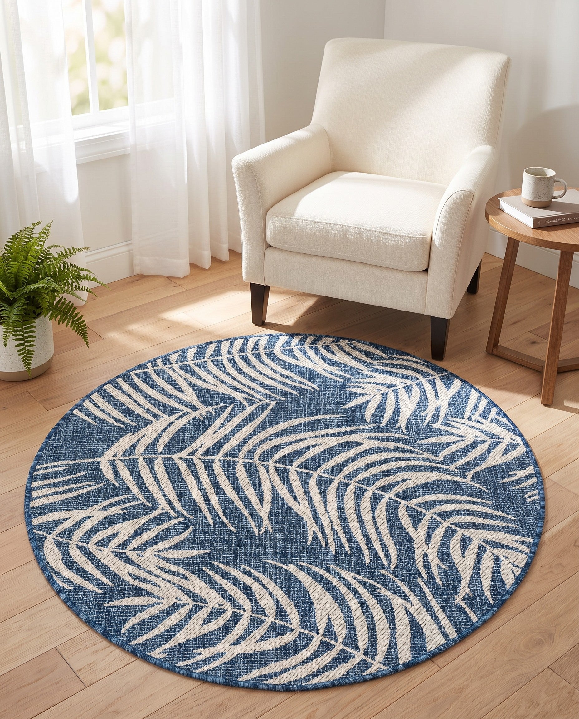 4' x 4' Easy-Clean Botanical Indoor / Outdoor Round Rug