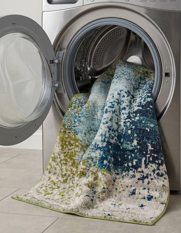 Detail image of 4' x 6'  Washable Casablanca Rug