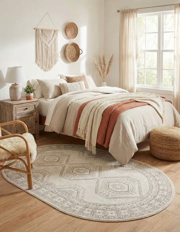 5' 3 x 8' Charlotte Oval Rug