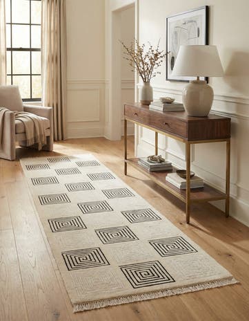 2' 8 x 9' 9 Hand Knotted Darya Wool Runner Rug
