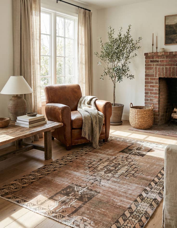 Detail image of 3' 9 x 6' Hand Knotted Ultra Vintage Persian Wool Rug