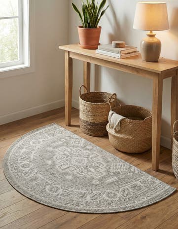 2' 7 x 4' Easy-Clean Aztec Indoor / Outdoor Hearth Rug