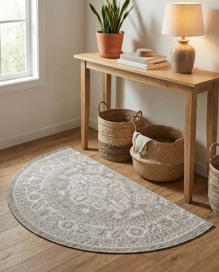 2' 7 x 4' Easy-Clean Aztec Indoor / Outdoor Hearth Rug