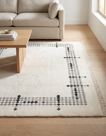 4' 10 x 6' 7 Hand Knotted Darya Wool Rug