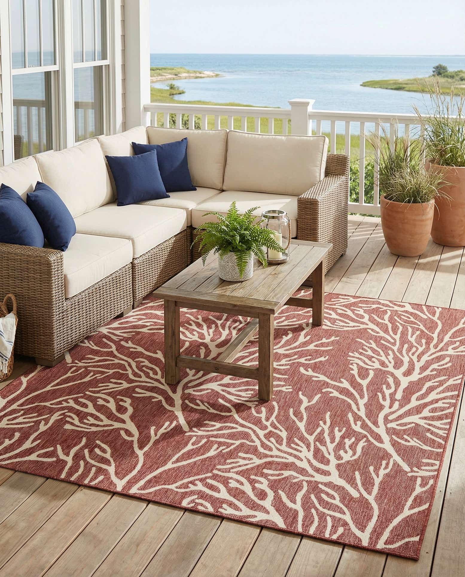 7' 10 x 7' 10 Easy-Clean Coastal Indoor / Outdoor Square Rug