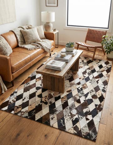 4' 1 x 5' 11 Cowhide Stocks Rug