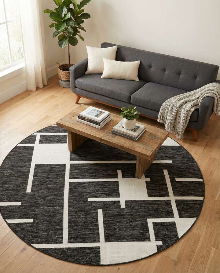 7' 10 x 7' 10 Easy-Clean Modern Indoor / Outdoor Round Rug