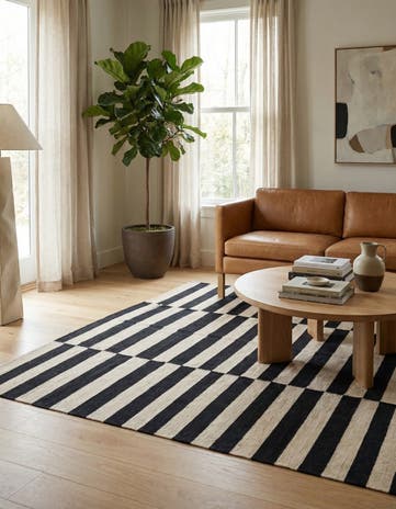 4' 3 x 5' 10 Hand Woven Kilim Modern Wool Rug