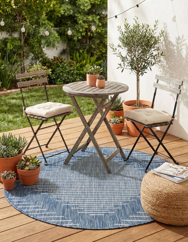 Detail image of  3' x 3'  Washable Modern Indoor / Outdoor Round Rug