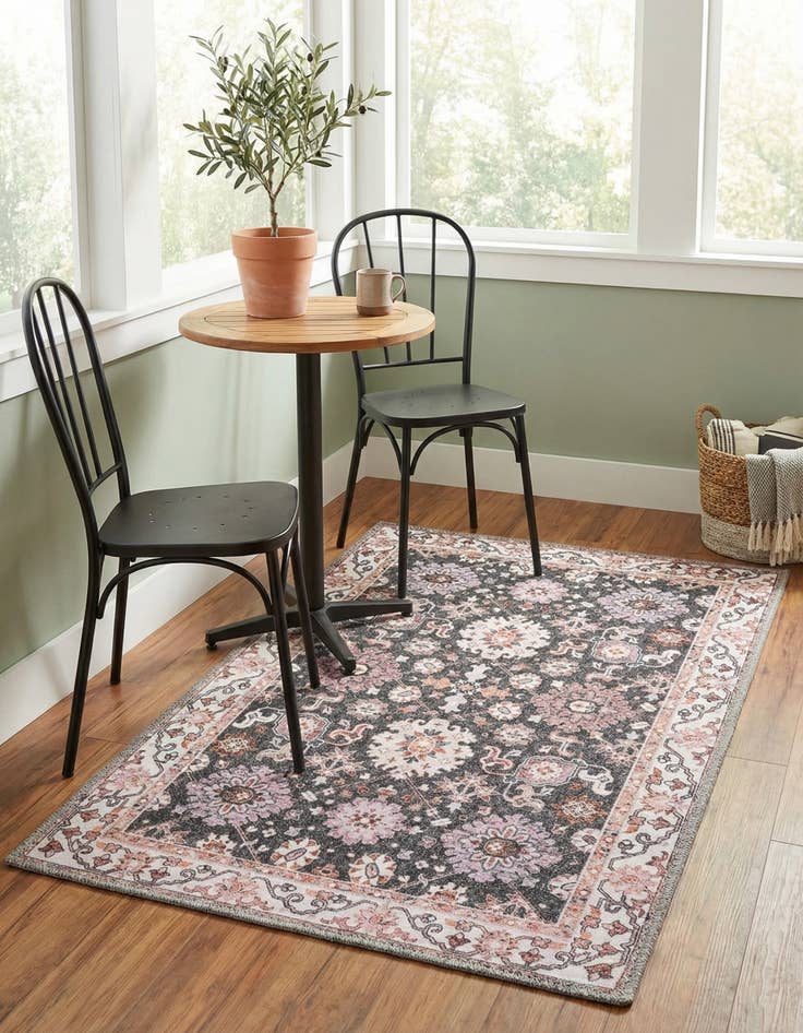 Detail image of 2' x 3' 1 Timeless Rug